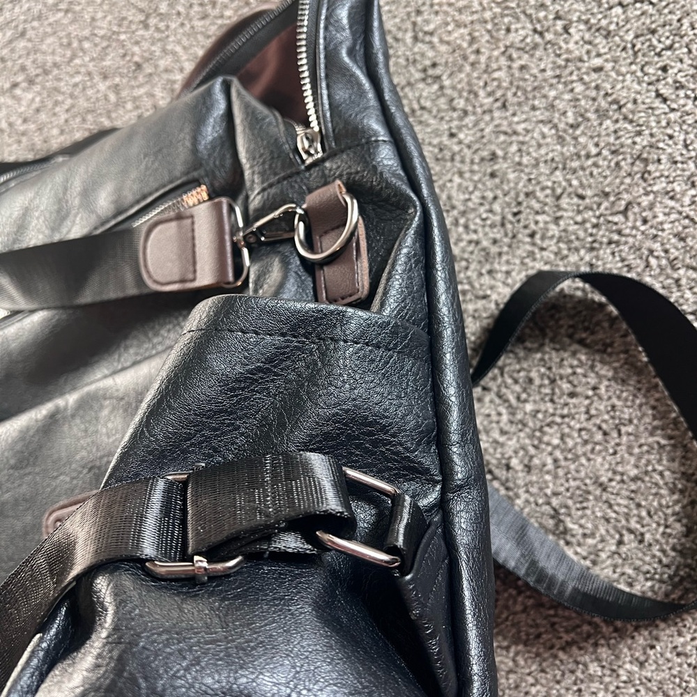 Chic Black Leather Medium Backpack - image 4